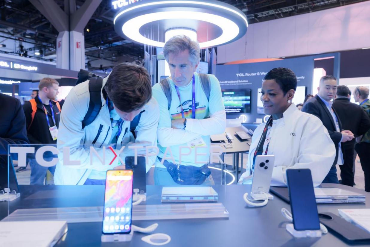 显科技引领全品类智能终端展现顶尖科技力K8凯发TCL实业CES 2025：屏