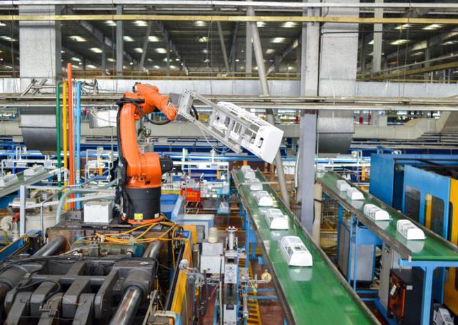 市值唯一冲破5000亿领跑格力、石头科技k8凯发国际入口2024年中国家电龙头：(图3)